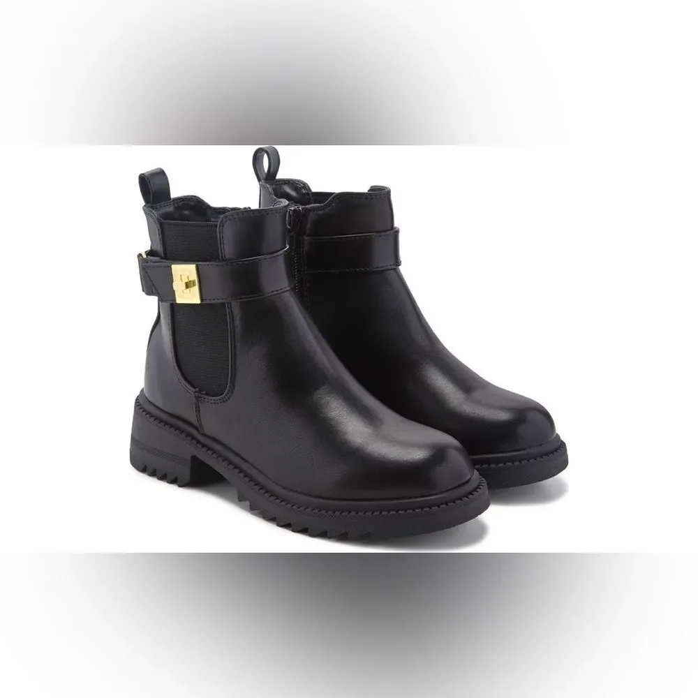 New Steve Madden Women's Gates Buckle-Detailed Lug-Sole Booties Size 7.5